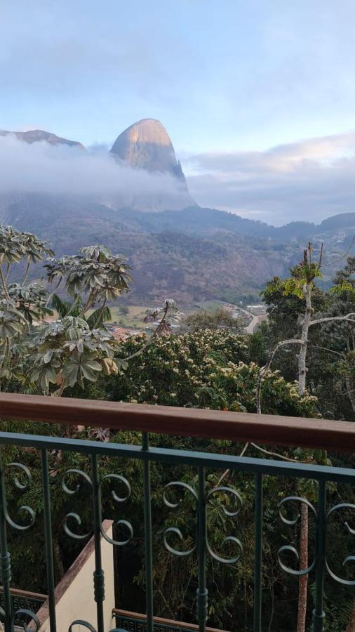 Vista Para Pedra Azul E Tv De 85" Eksteriør billede