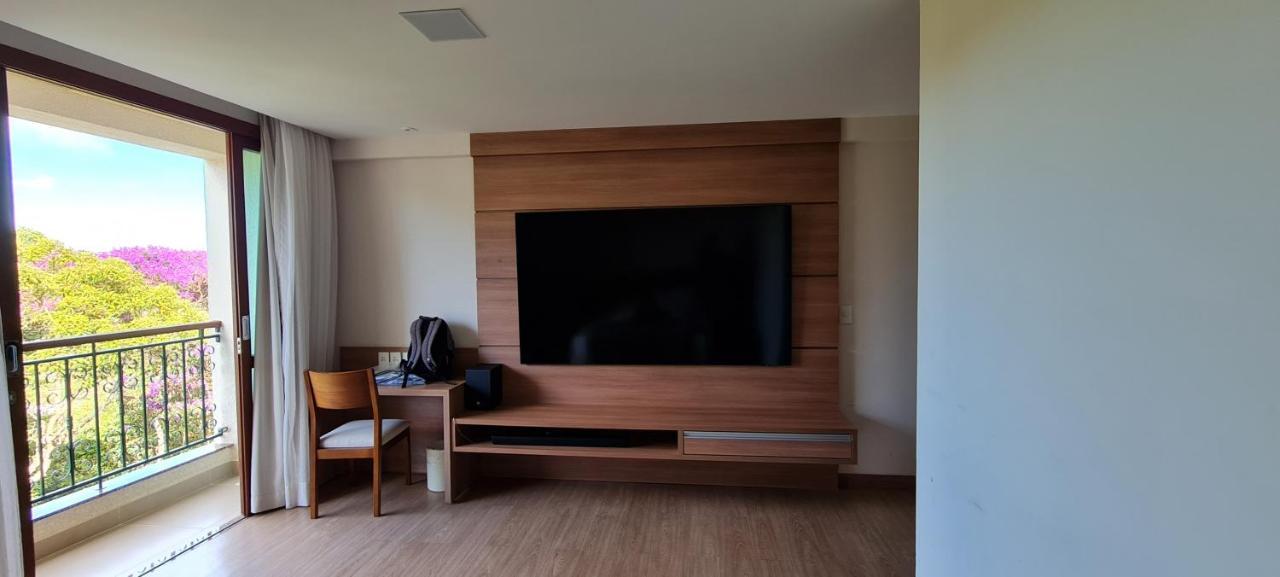 Vista Para Pedra Azul E Tv De 85" Eksteriør billede